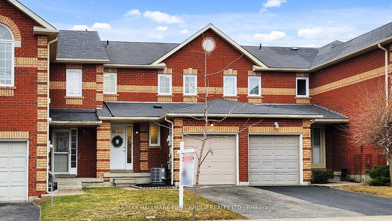 101 Creekwood Cres, Whitby, L1R 2K1 | Image 2