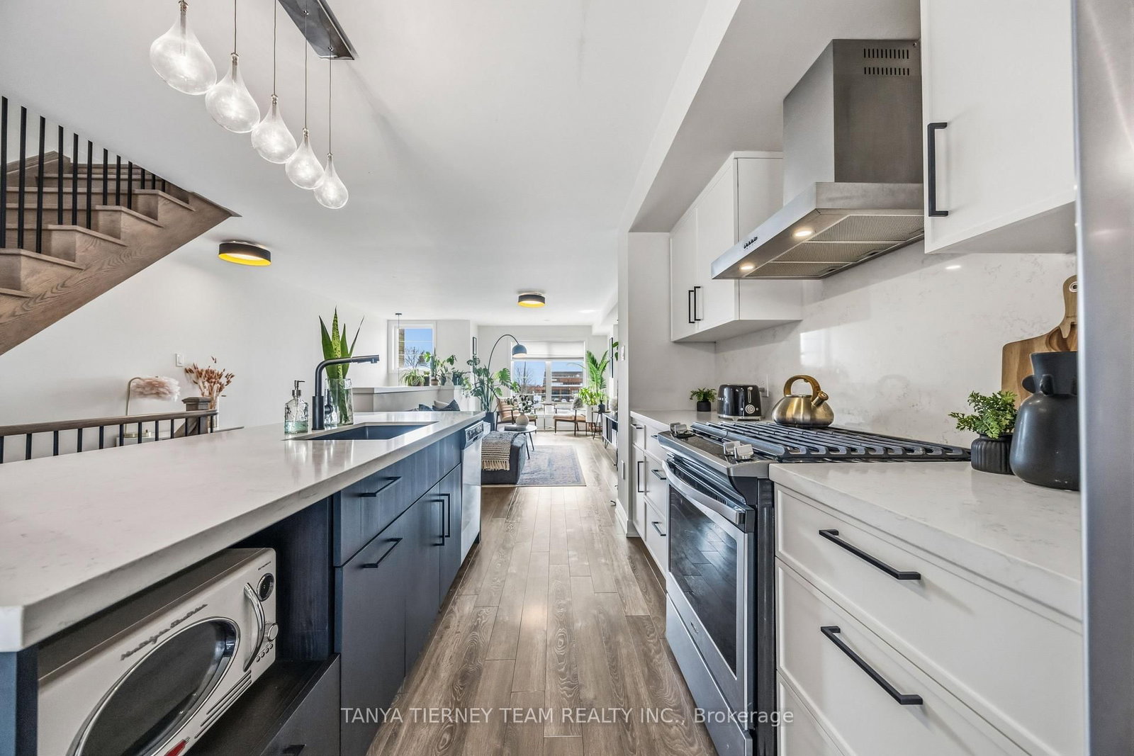 Townhouse for sale at 34 Shawfield Way, Whitby, Ontario, L1R 0N8 - Pringle Creek - MLS: E12966568