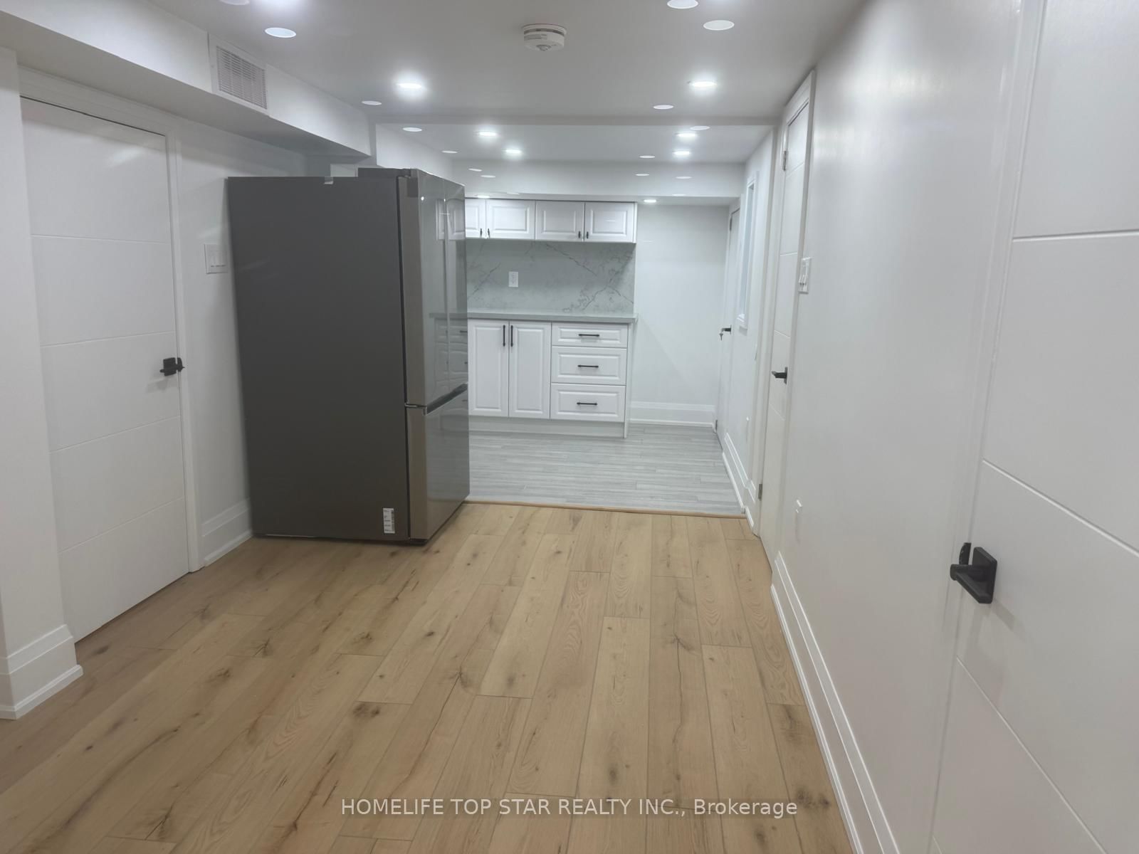 Detached House for lease at Basement-25 Mackinac Crescent, Toronto, Ontario, M1J 1P8 - Bendale - MLS: E12967206