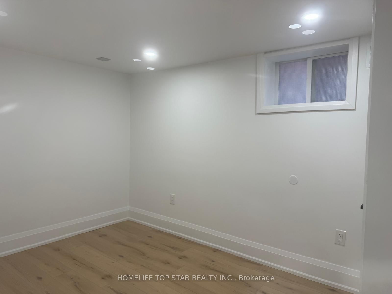 Detached House for lease at Basement-25 Mackinac Crescent, Toronto, Ontario, M1J 1P8 - Bendale - MLS: E12967206