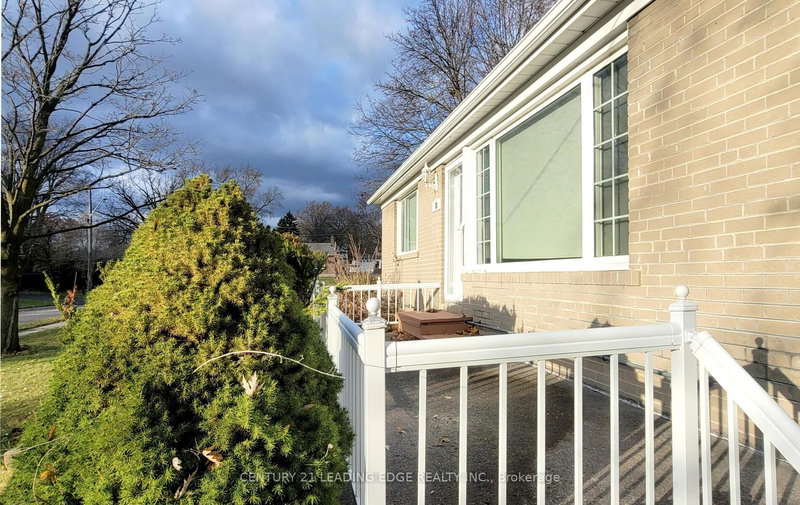 11 Hiley Ave, Ajax, L1S 6H3 | Image 3
