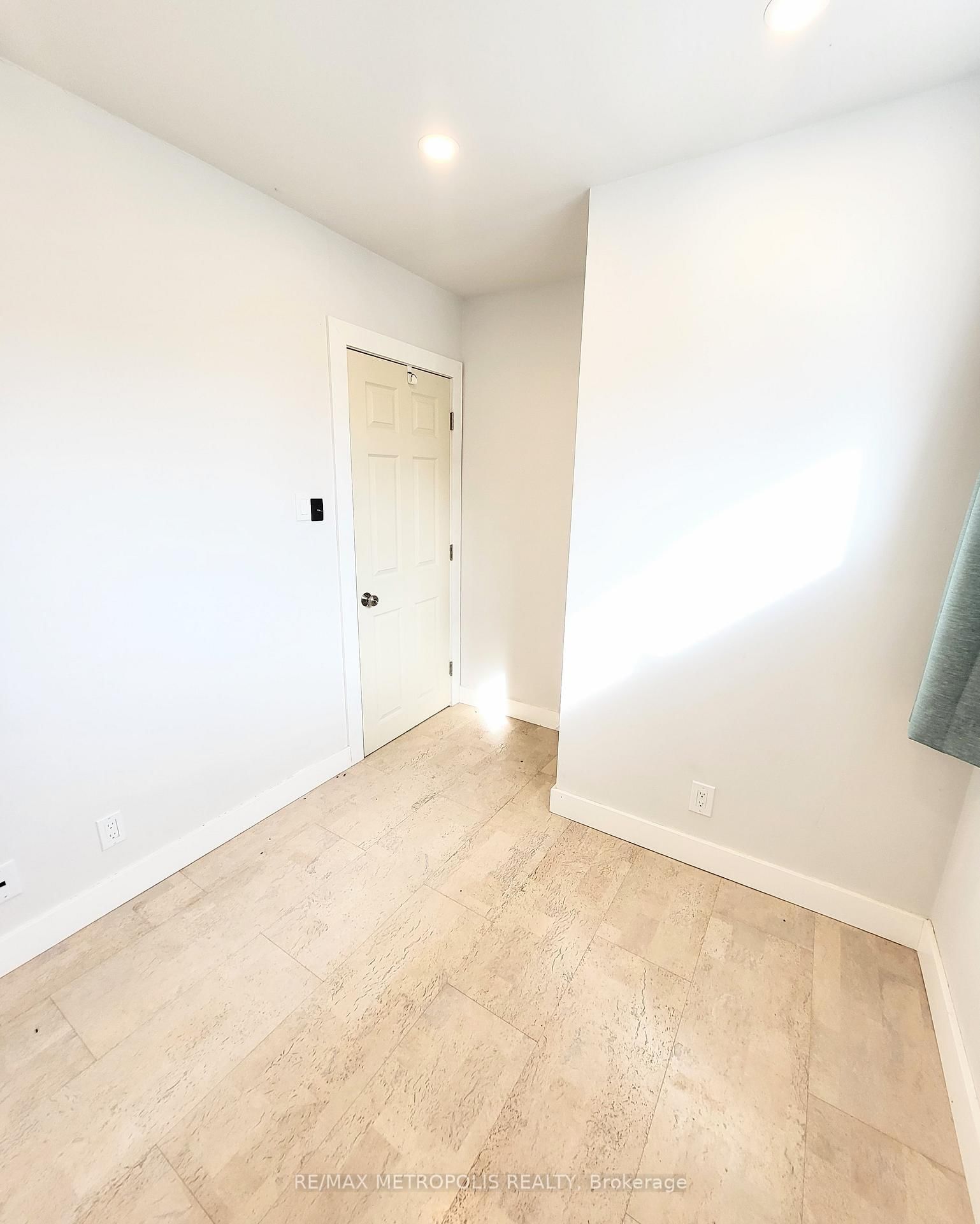 Detached House for lease at Bsmt-72 Felicity Drive, Toronto, Ontario, M1H 1E3 - Woburn - MLS: E12968190