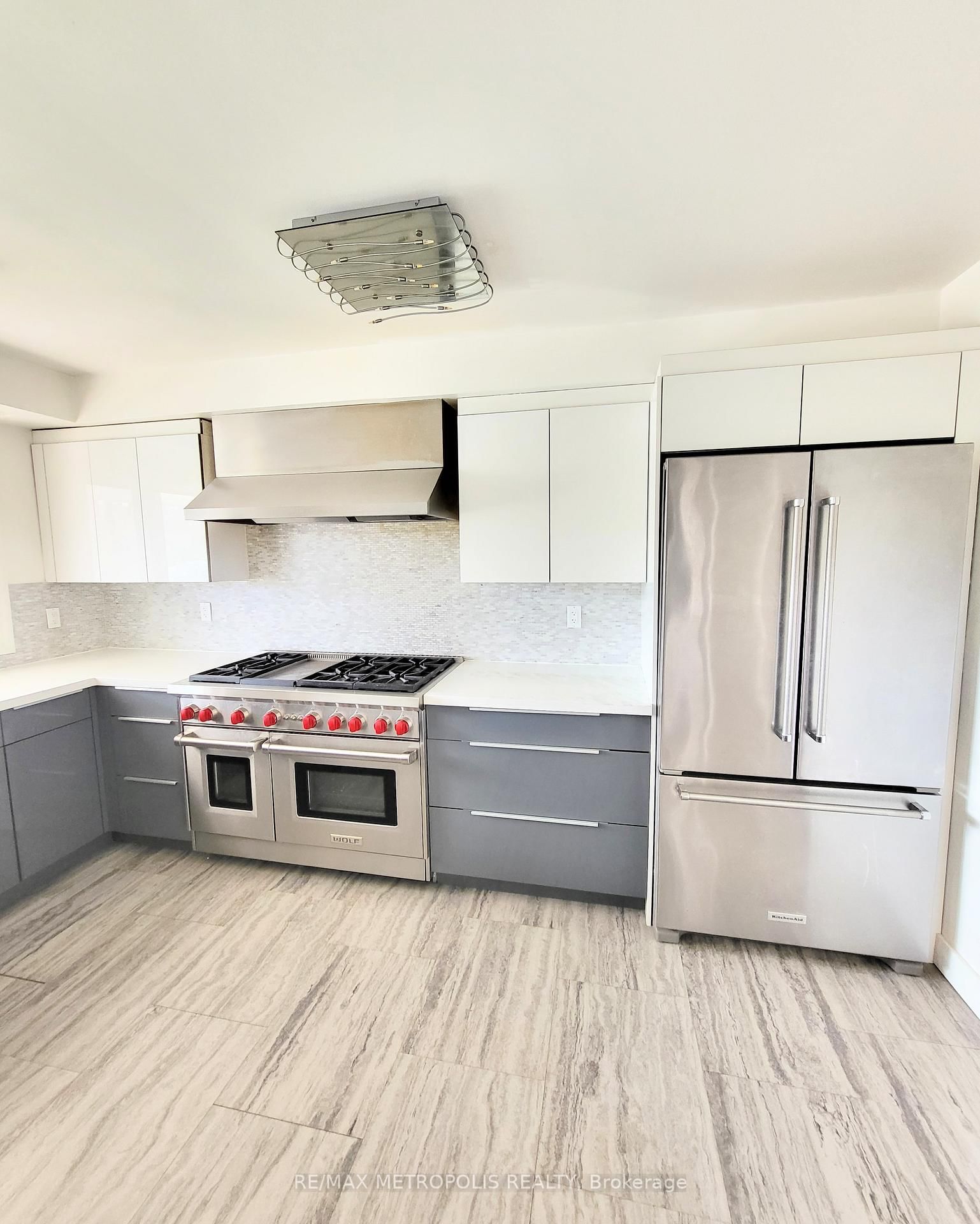 Detached House for lease at Main-72 Felicity Drive, Toronto, Ontario, M1H 1E3 - Woburn - MLS: E12968280