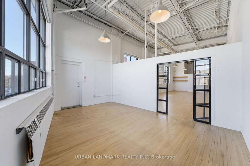 311 - 276 Carlaw Ave, Toronto, M4M 3L1 | Image 3