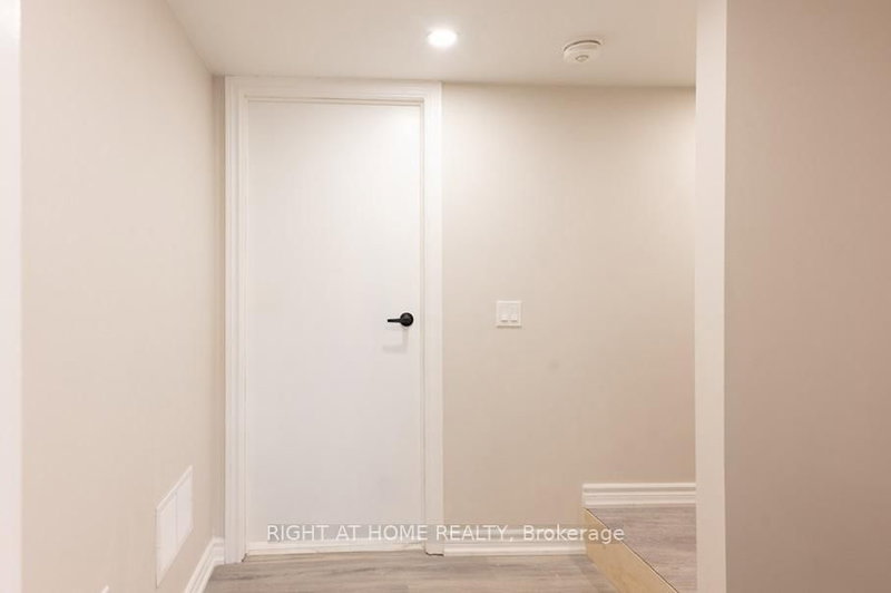 6 Bellvare Cres, Toronto, M1R 2M9 | Image 3