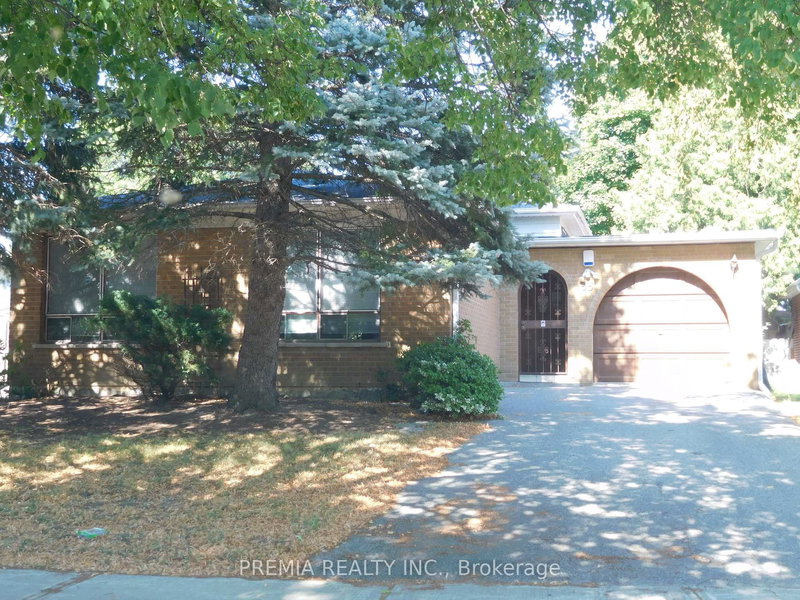 home for lease on 55 Gemshaw Crescent