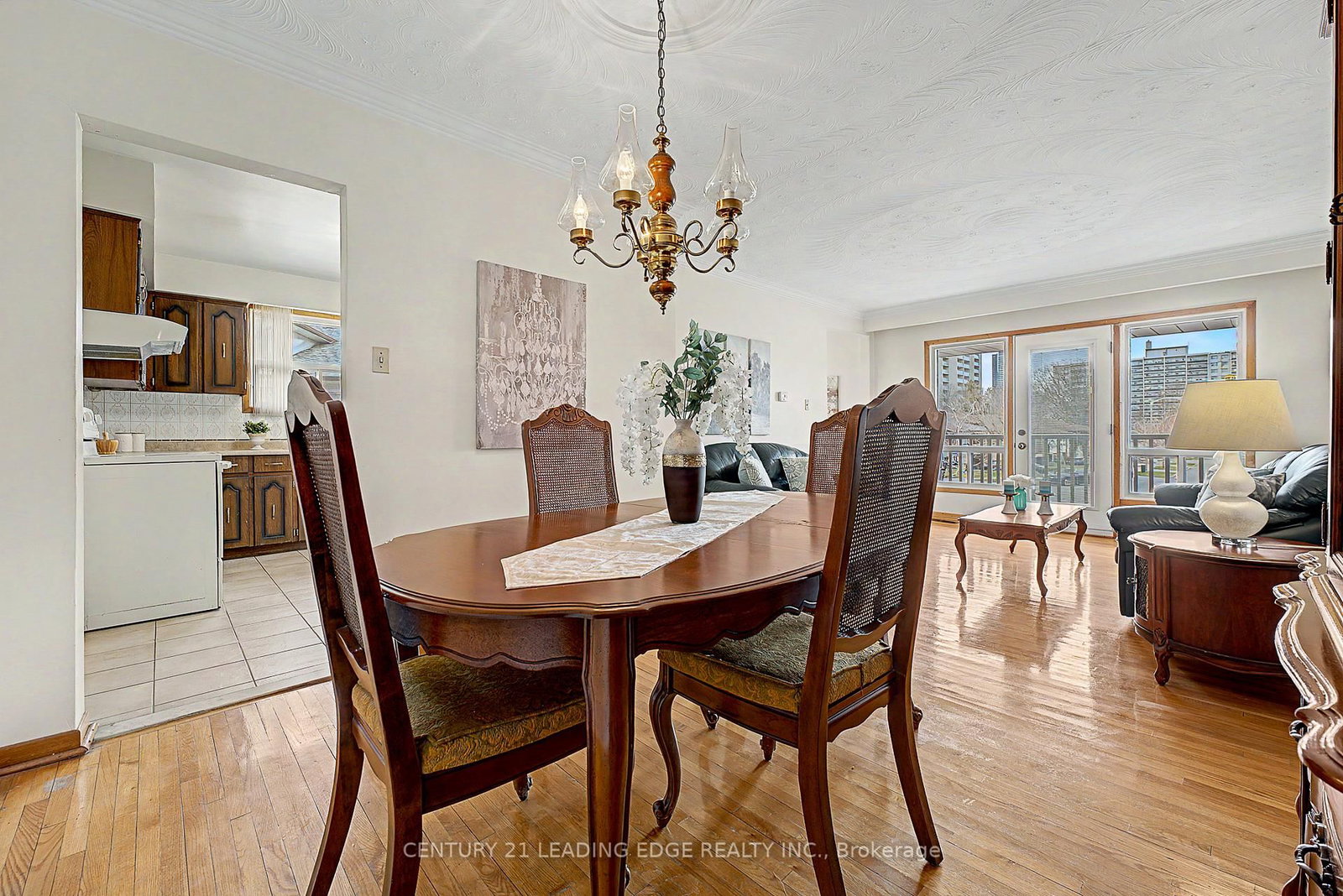 Semi-Detached House for sale at 2A Fairglen Avenue, Toronto, Ontario, M1T 1G7 - L'Amoreaux - MLS: E12968736