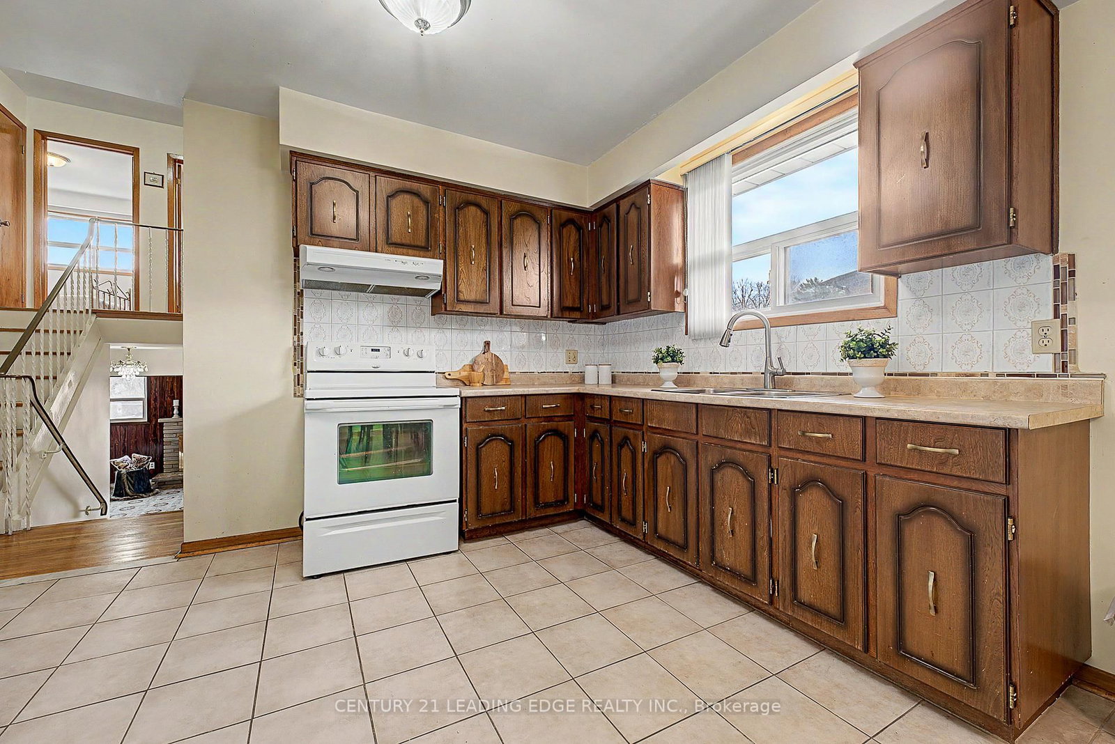 Semi-Detached House for sale at 2A Fairglen Avenue, Toronto, Ontario, M1T 1G7 - L'Amoreaux - MLS: E12968736