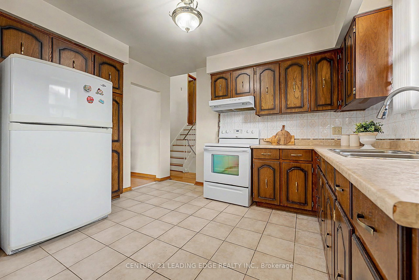 Semi-Detached House for sale at 2A Fairglen Avenue, Toronto, Ontario, M1T 1G7 - L'Amoreaux - MLS: E12968736