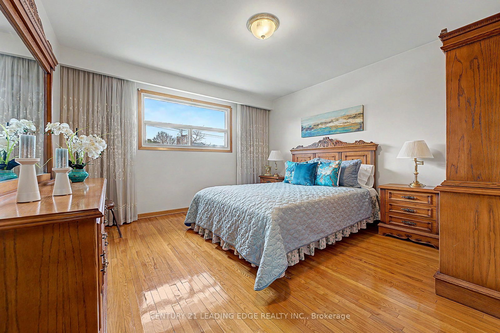 Semi-Detached House for sale at 2A Fairglen Avenue, Toronto, Ontario, M1T 1G7 - L'Amoreaux - MLS: E12968736