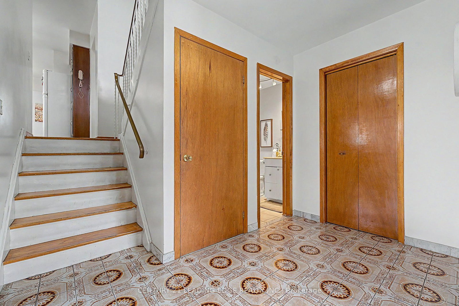 Semi-Detached House for sale at 2A Fairglen Avenue, Toronto, Ontario, M1T 1G7 - L'Amoreaux - MLS: E12968736