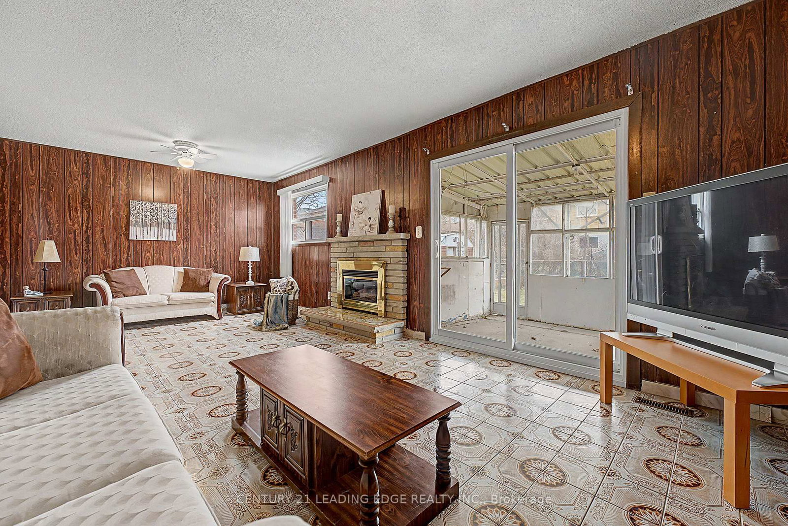 Semi-Detached House for sale at 2A Fairglen Avenue, Toronto, Ontario, M1T 1G7 - L'Amoreaux - MLS: E12968736