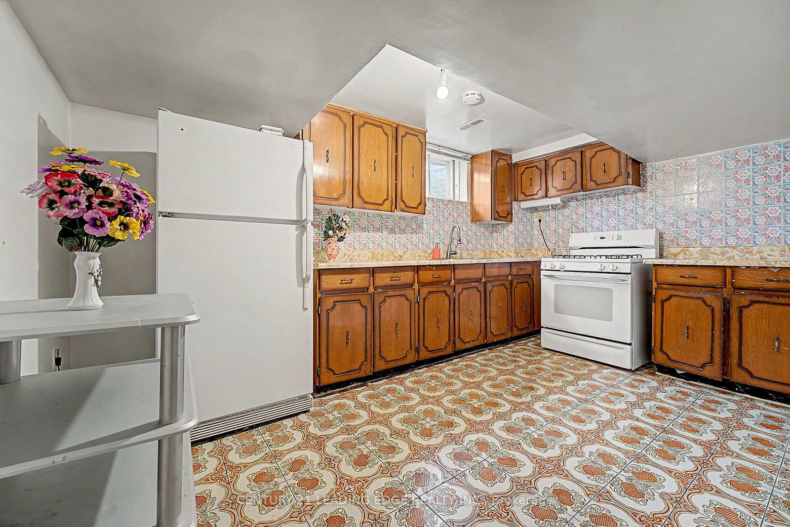 Semi-Detached House for sale at 2A Fairglen Avenue, Toronto, Ontario, M1T 1G7 - L'Amoreaux - MLS: E12968736