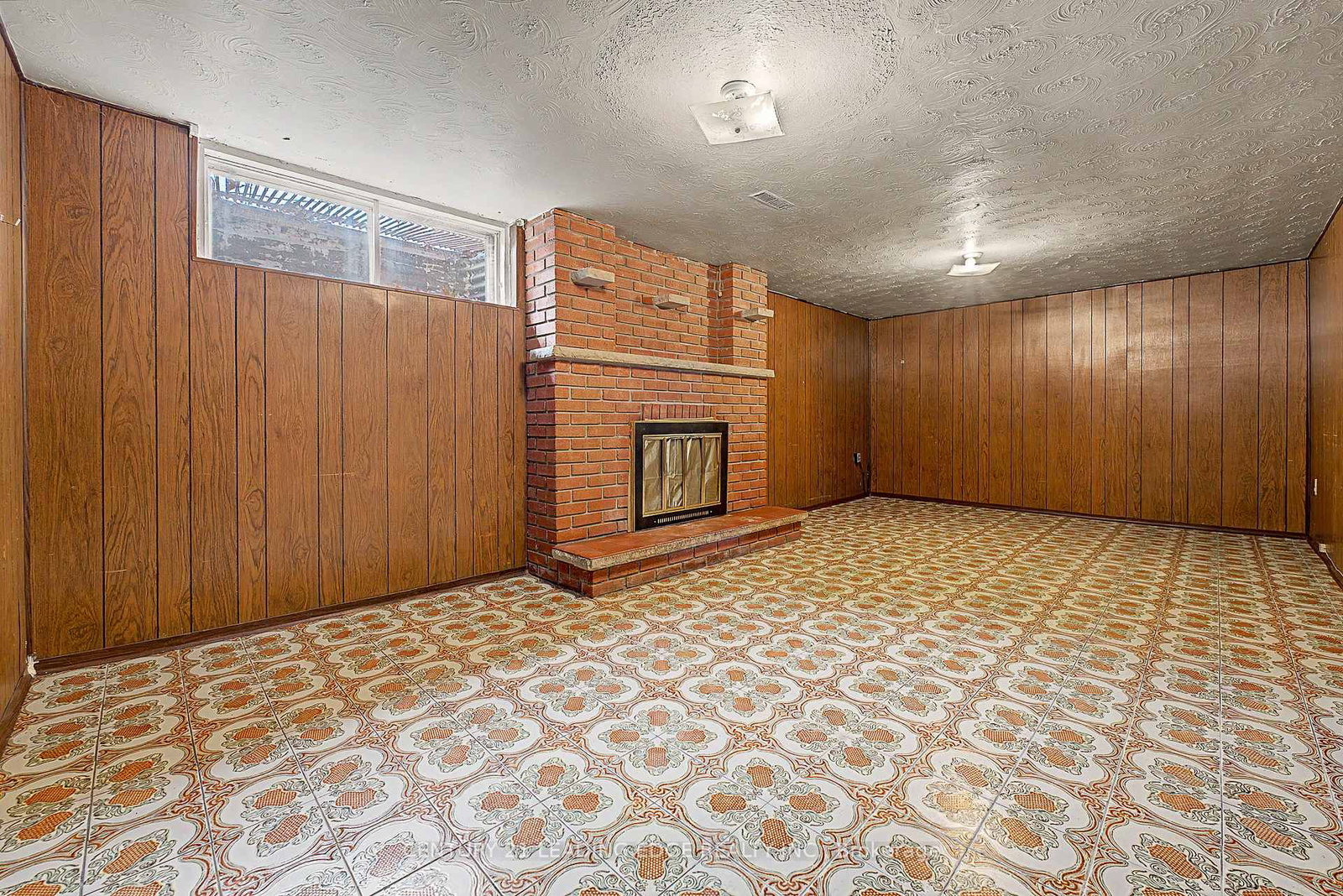 Semi-Detached House for sale at 2A Fairglen Avenue, Toronto, Ontario, M1T 1G7 - L'Amoreaux - MLS: E12968736