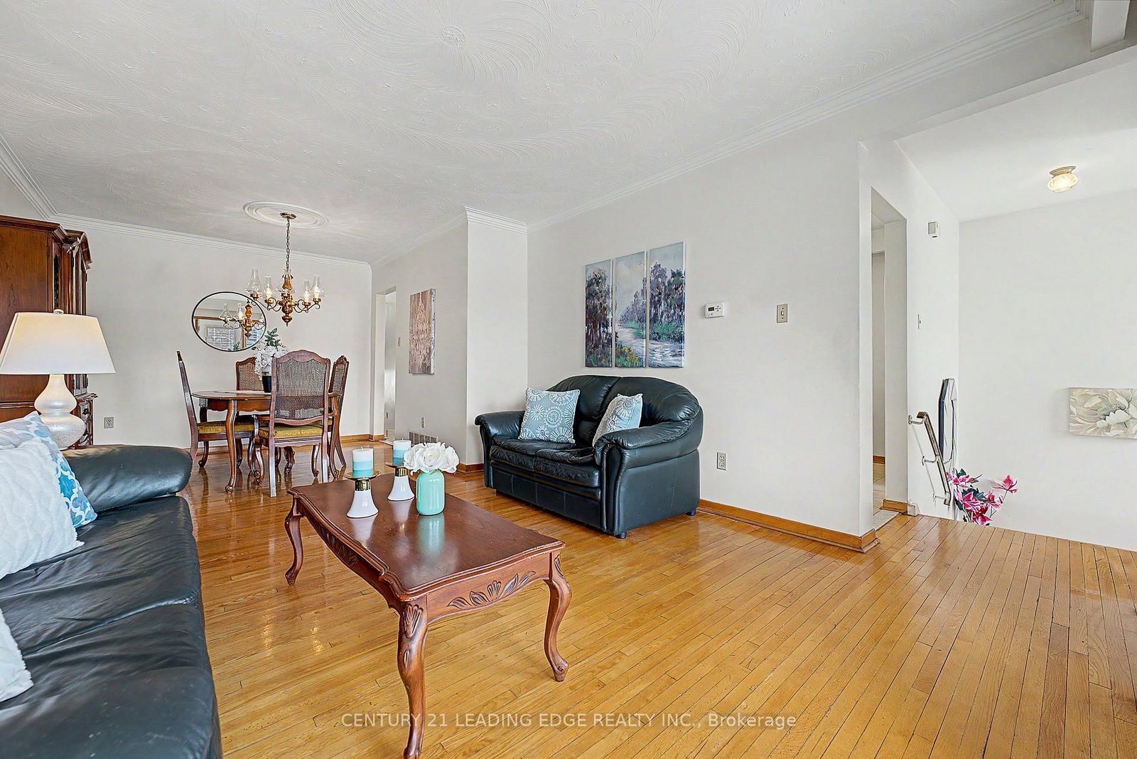 Semi-Detached House for sale at 2A Fairglen Avenue, Toronto, Ontario, M1T 1G7 - L'Amoreaux - MLS: E12968736