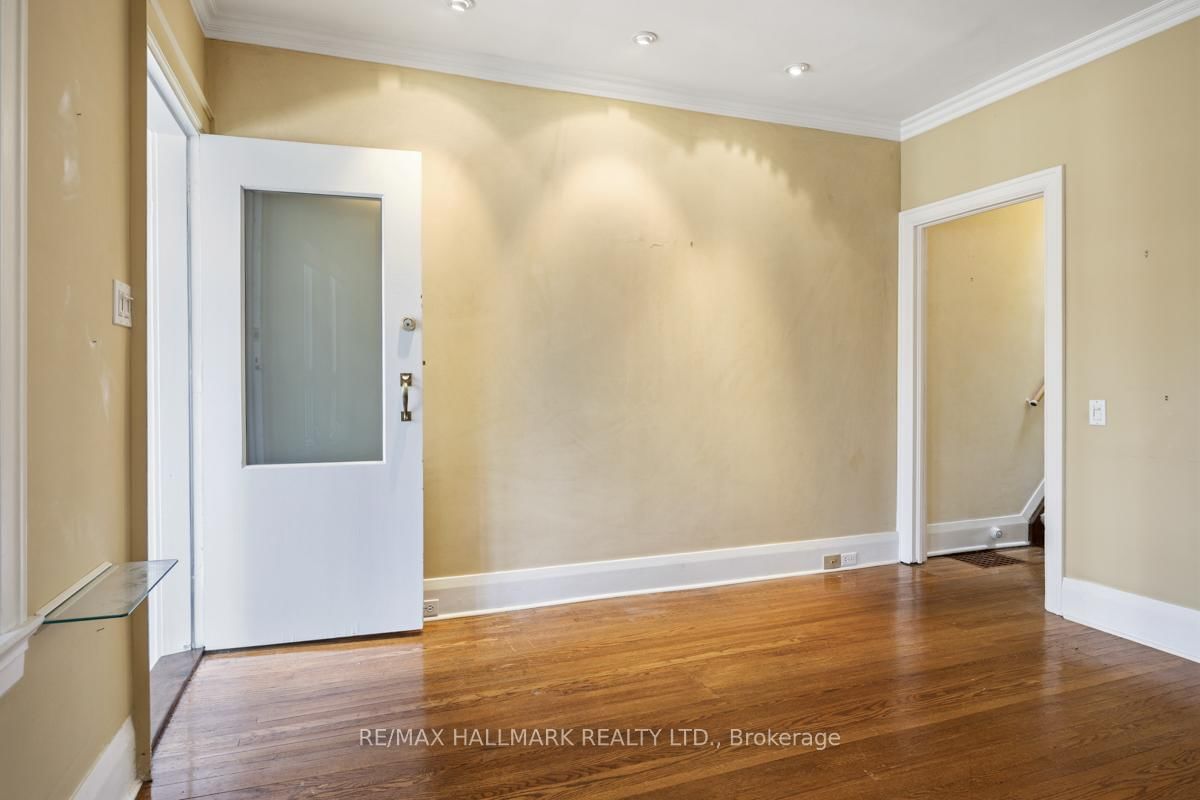 Semi-Detached House for sale at 549 Milverton Boulevard, Toronto, Ontario, M4C 1X6 - Danforth - MLS: E12969038