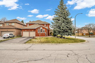 16 Bancroft Crescent