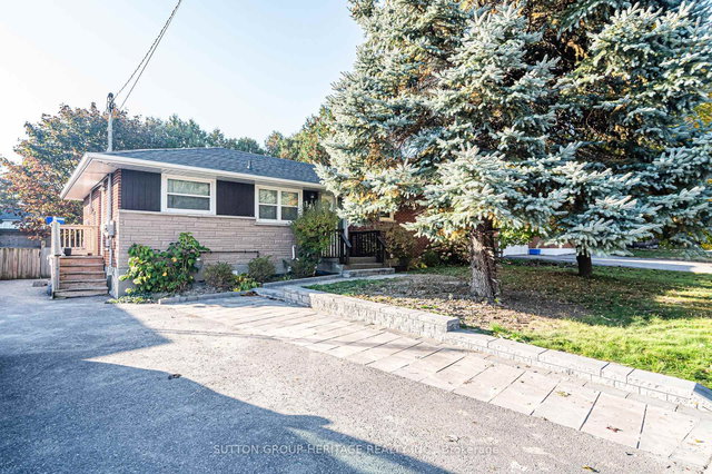 Bsmt - 185 Rossland Road E