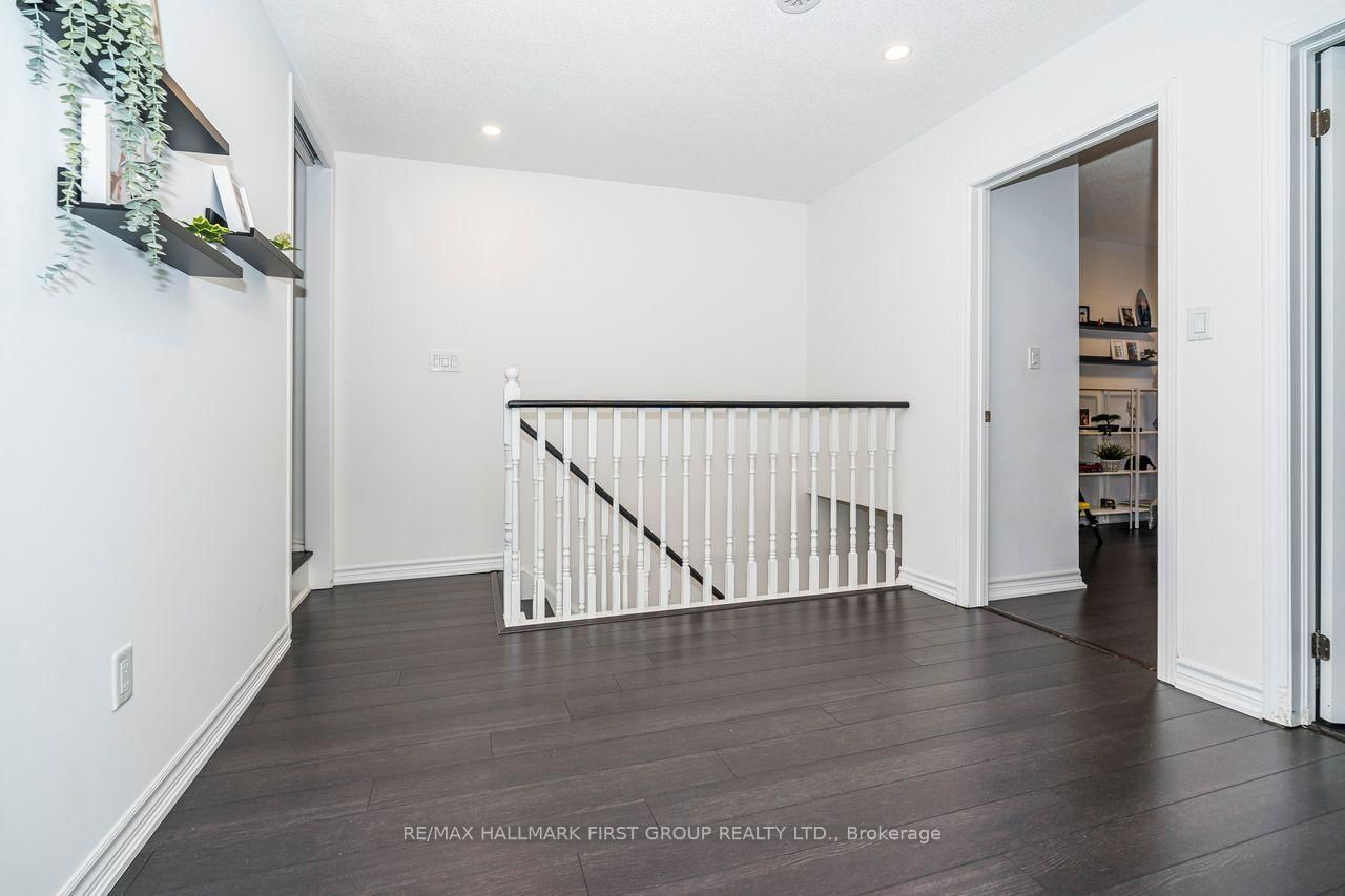 Townhouse for sale at 10-1040 Elton Way, Whitby, Ontario, L1N 0L3 - Pringle Creek - MLS: E12970156