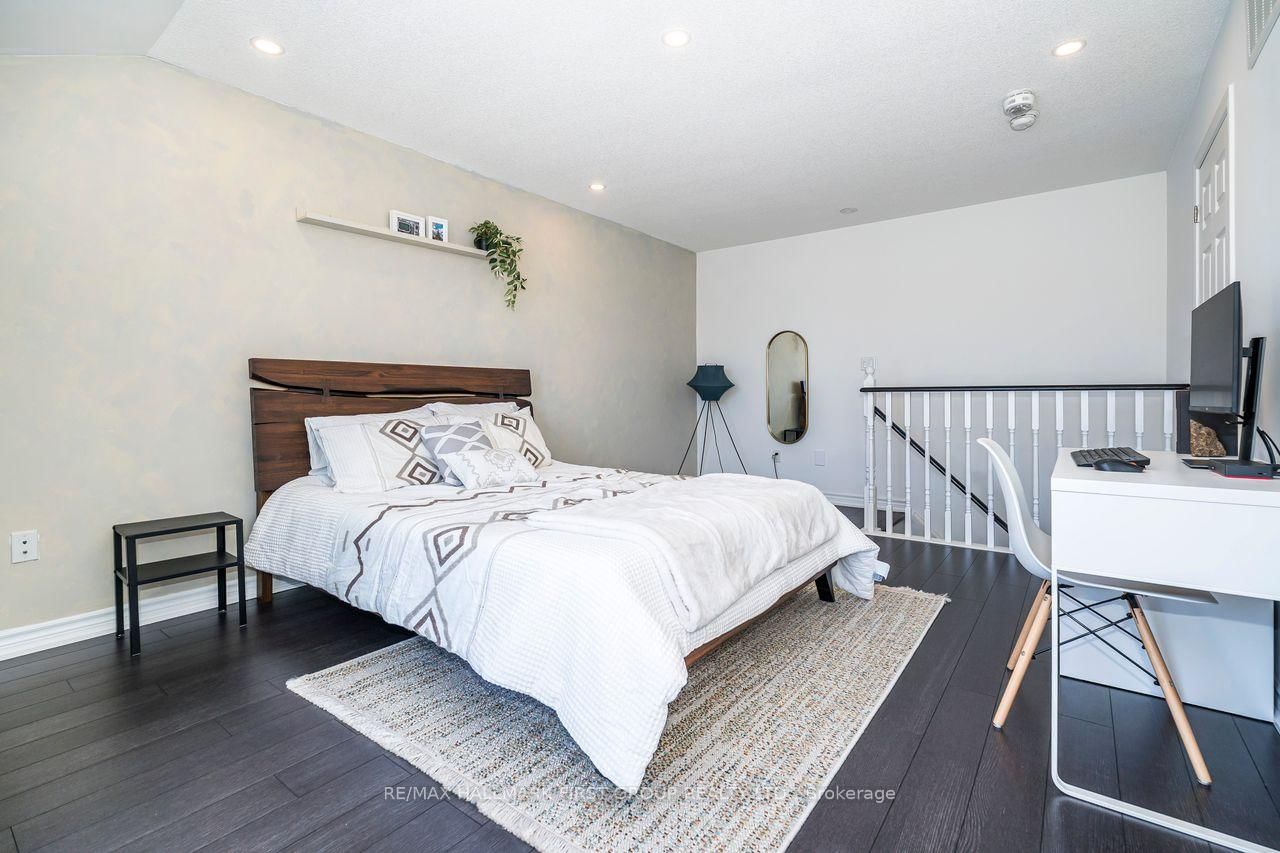 Townhouse for sale at 10-1040 Elton Way, Whitby, Ontario, L1N 0L3 - Pringle Creek - MLS: E12970156