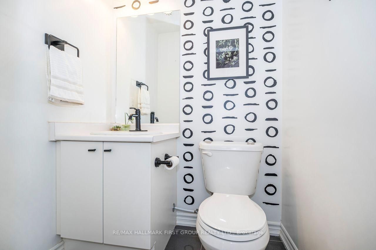 Townhouse for sale at 10-1040 Elton Way, Whitby, Ontario, L1N 0L3 - Pringle Creek - MLS: E12970156