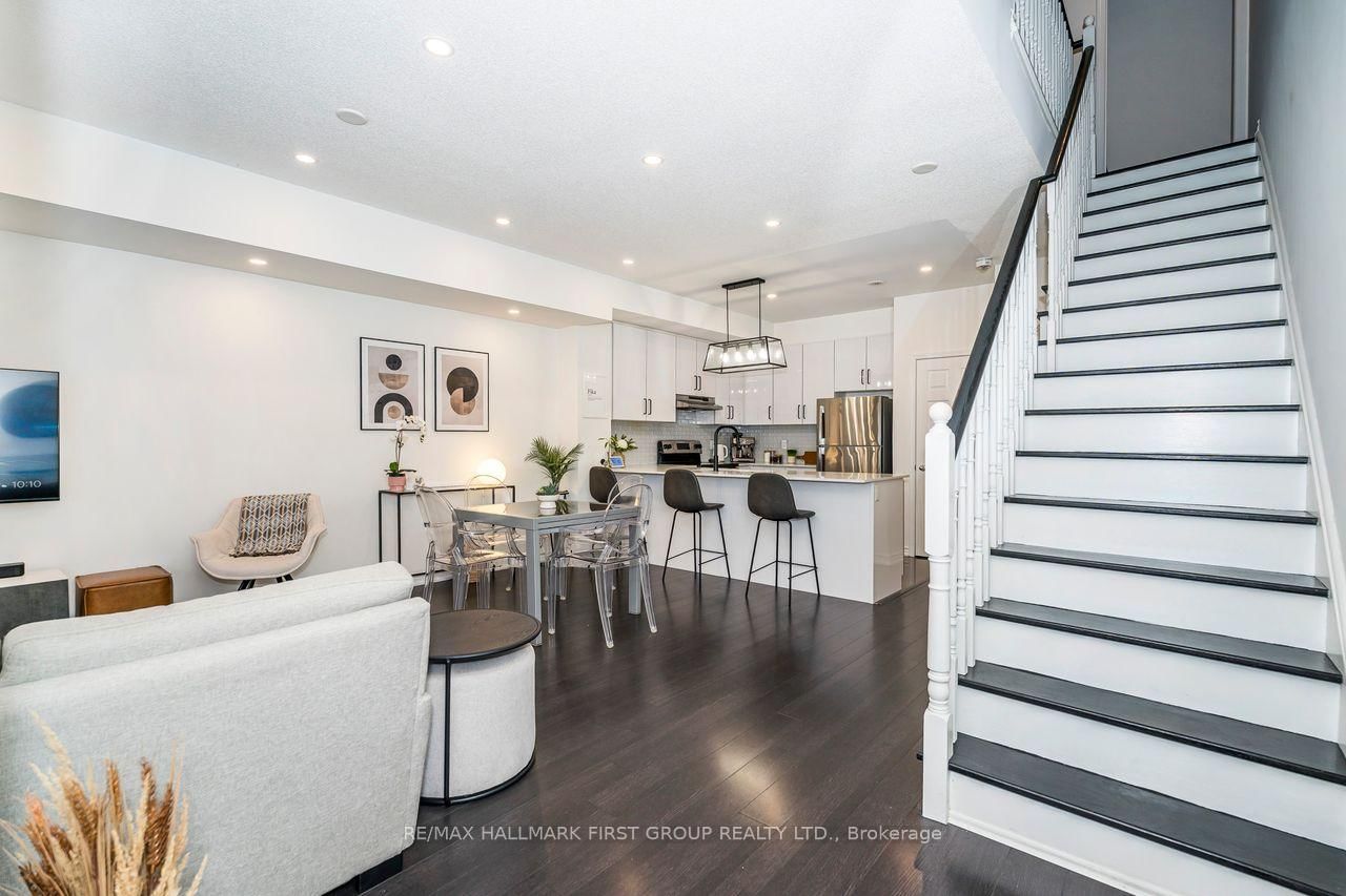 Townhouse for sale at 10-1040 Elton Way, Whitby, Ontario, L1N 0L3 - Pringle Creek - MLS: E12970156