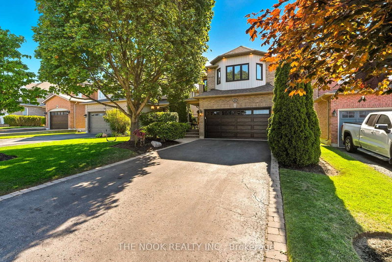 89 Huntington Cres, Clarington, L1E 3C5 | Image 2