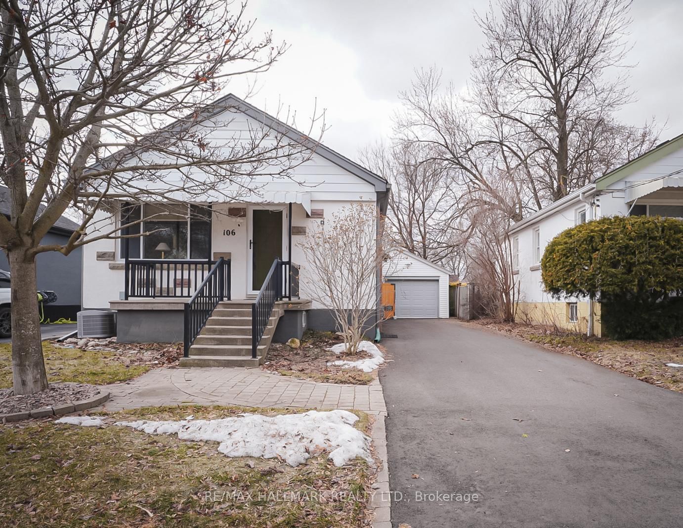 Property at 106 Phillip