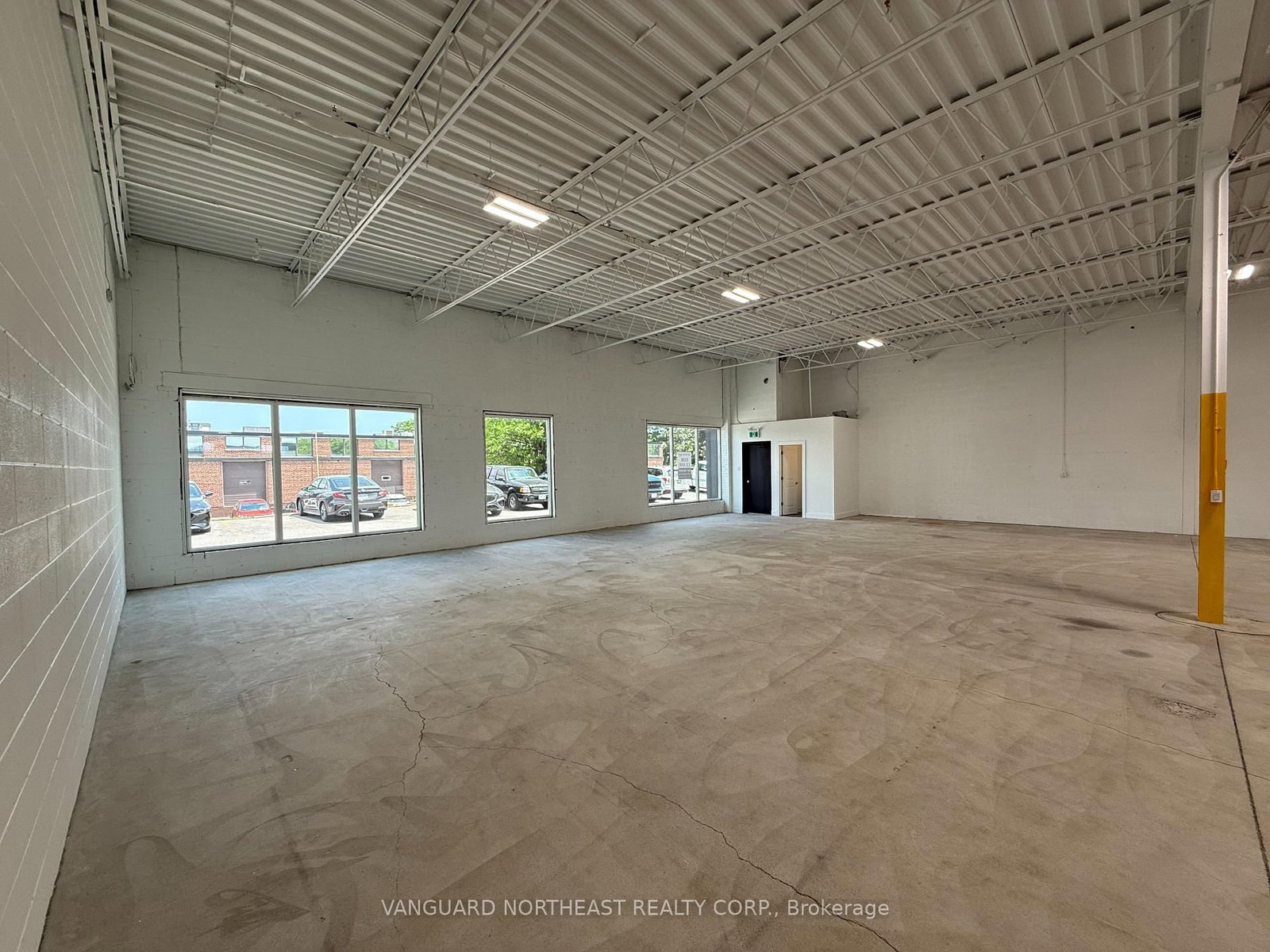 1990 Ellesmere Road, Unit 3 - Photo 4