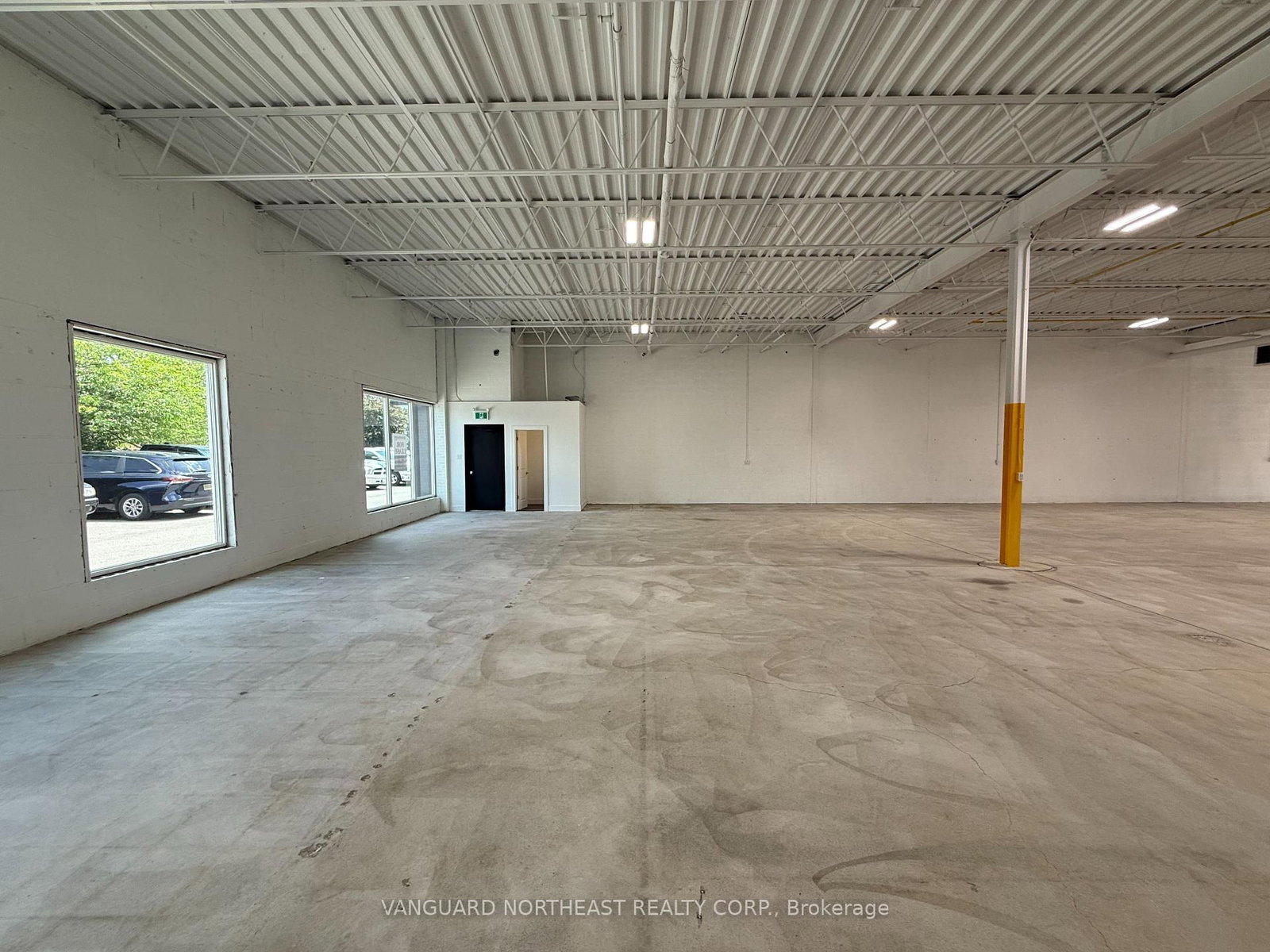 1990 Ellesmere Road, Unit 3 - Photo 5