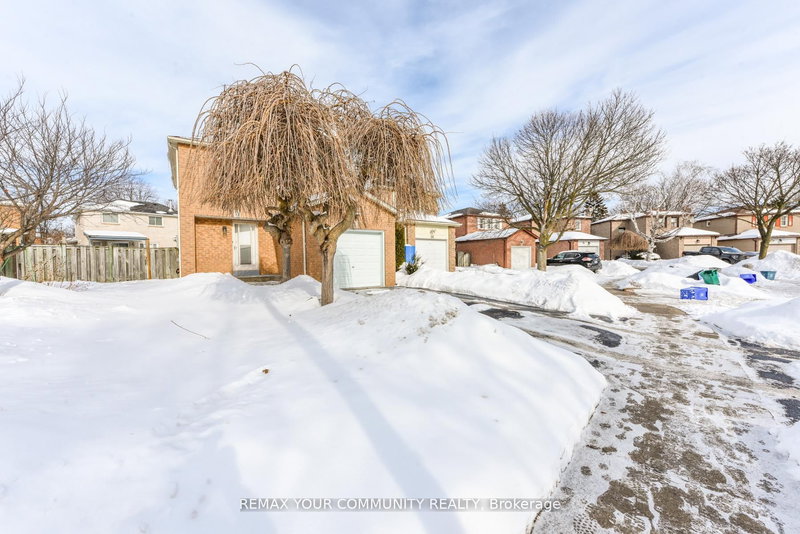 64 Chatfield Dr, Ajax, L1T 2K1 | Image 3