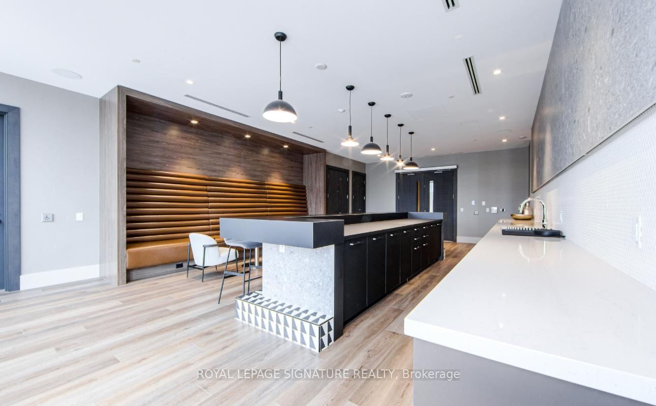 2545 Simcoe Street N, Unit 202 - Photo 8