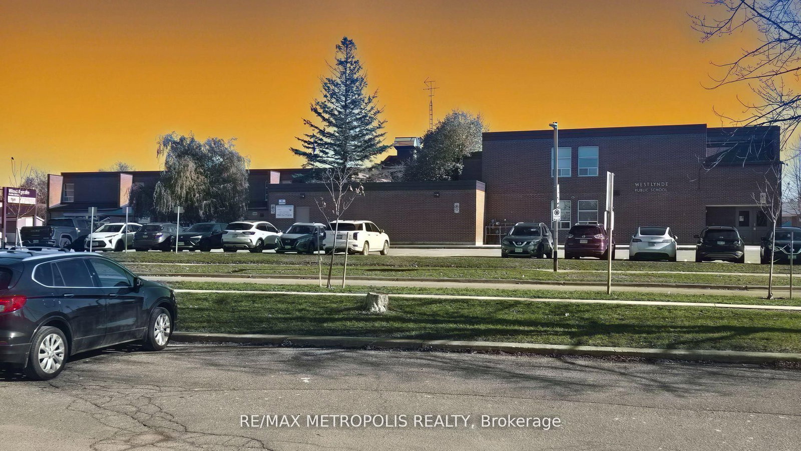 261 Michael Boulevard, Unit 10 - Photo 17