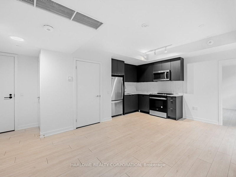 home for lease on 326 C-1612 Charles Street