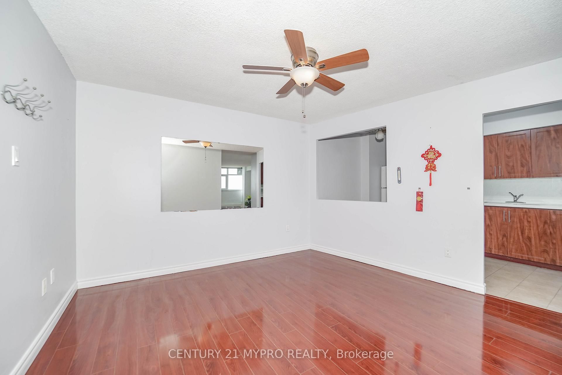 100 Echo Point, Unit 1708