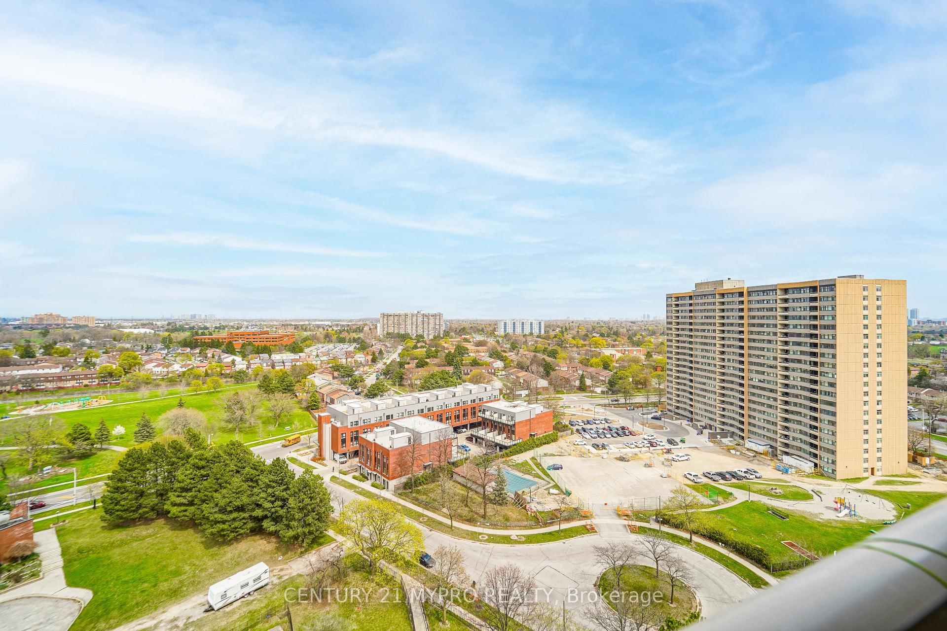 100 Echo Point, Unit 1708