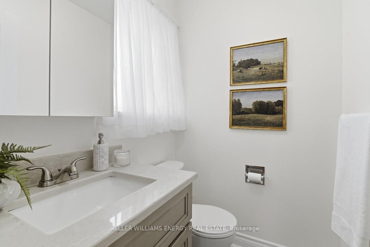 Detached House for sale at 36 Stonefield Crescent, Toronto, Ontario, M1E 4J5 - Morningside - MLS: E12971132