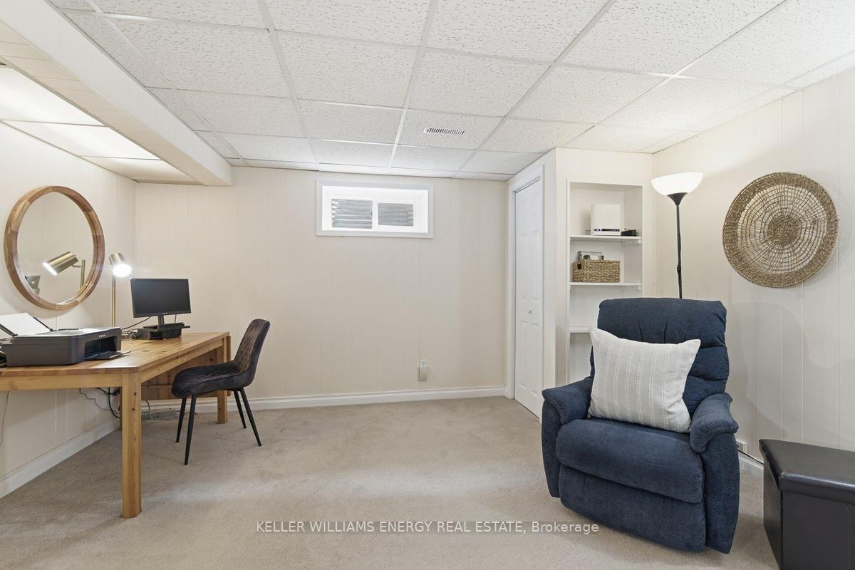 Detached House for sale at 36 Stonefield Crescent, Toronto, Ontario, M1E 4J5 - Morningside - MLS: E12971132