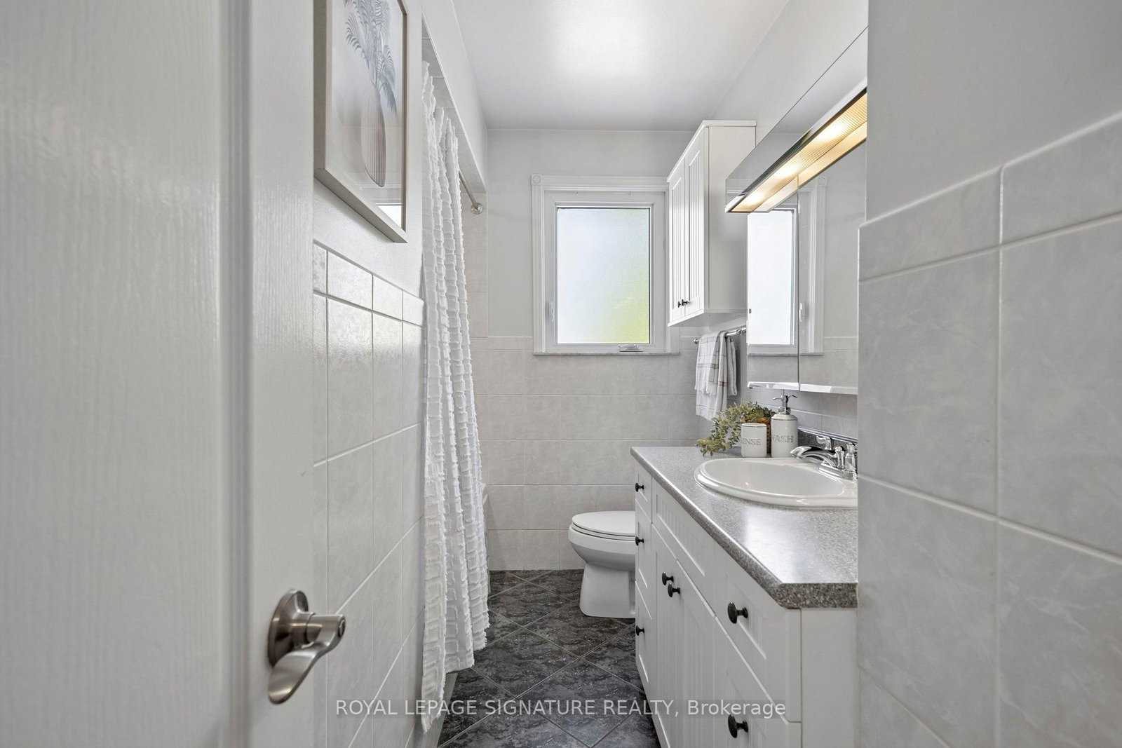 Detached House for sale at 90 Woodgarden Crescent, Toronto, Ontario, M1E 3K2 - West Hill - MLS: E12971936