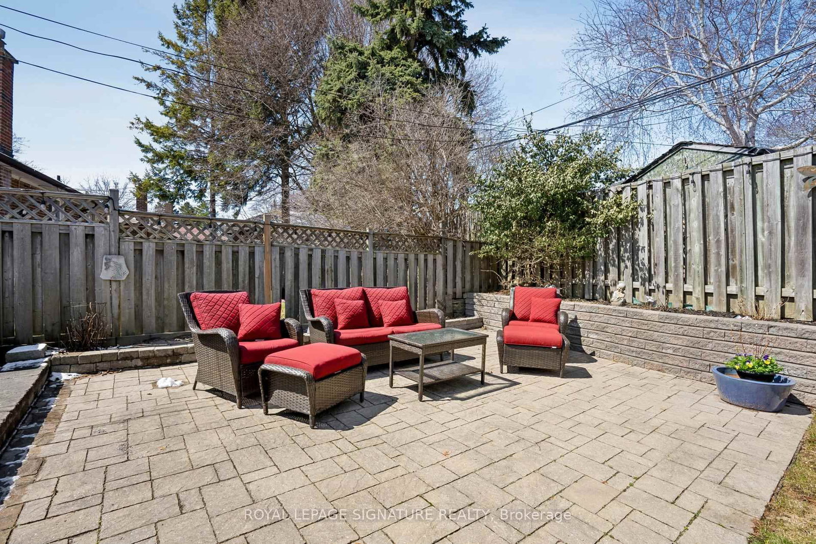 Detached House for sale at 90 Woodgarden Crescent, Toronto, Ontario, M1E 3K2 - West Hill - MLS: E12971936