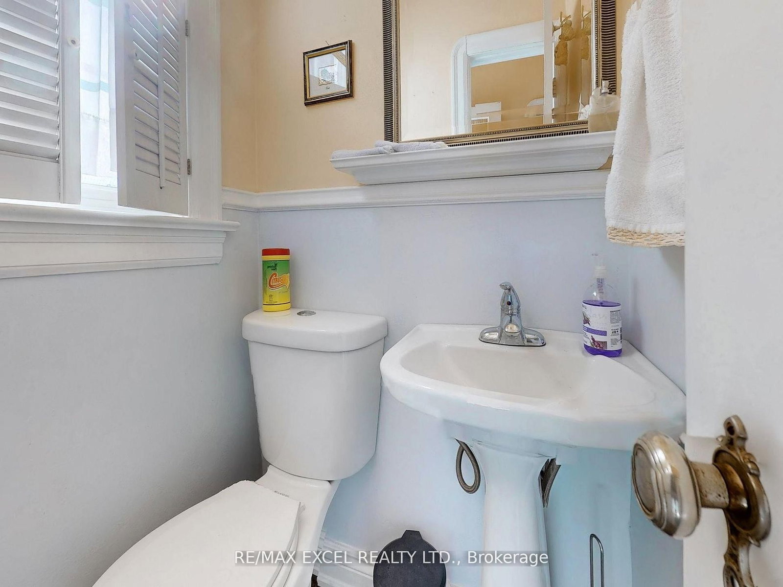 341 Richmond Street E - Photo 18