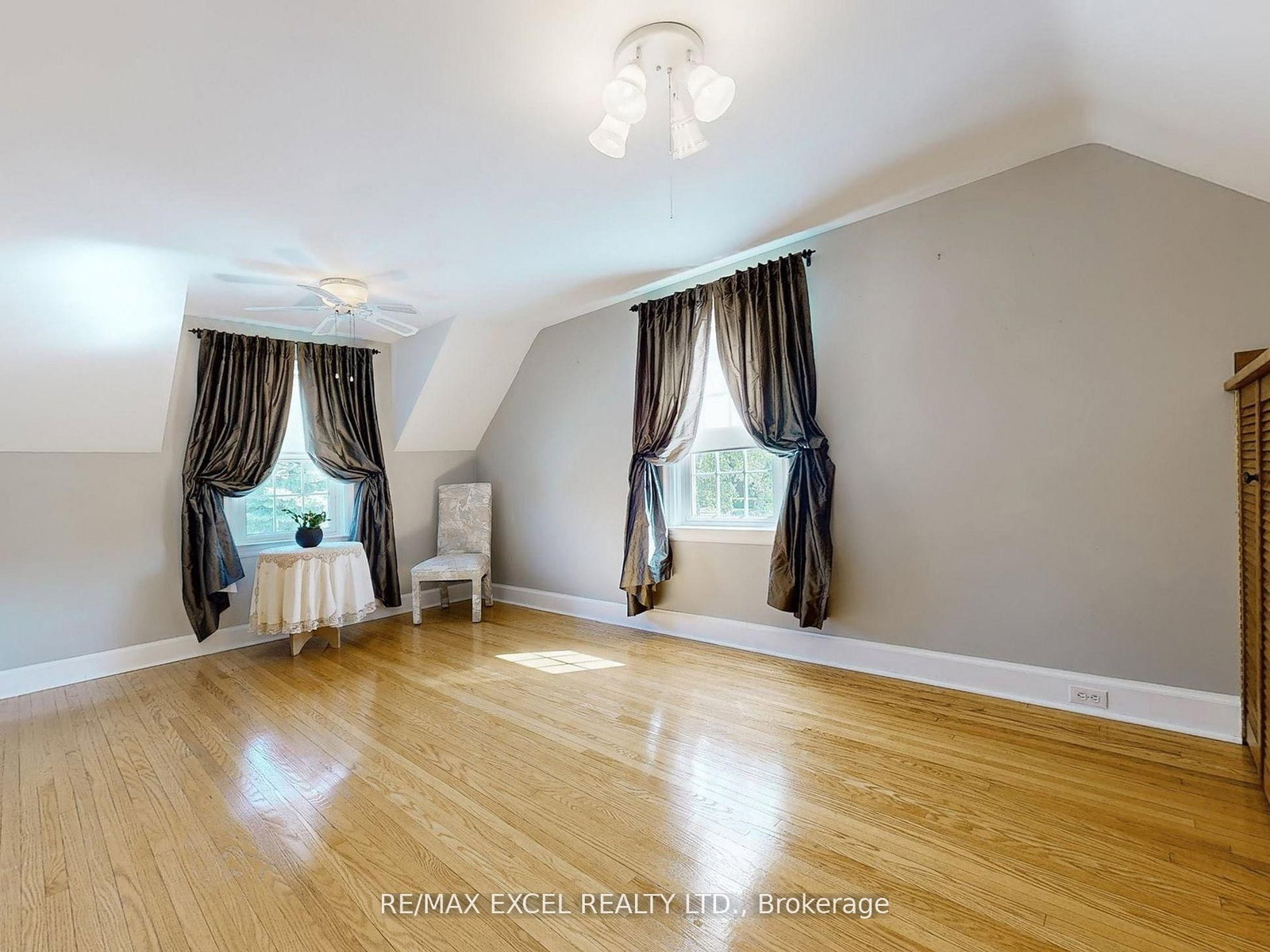 341 Richmond Street E - Photo 20