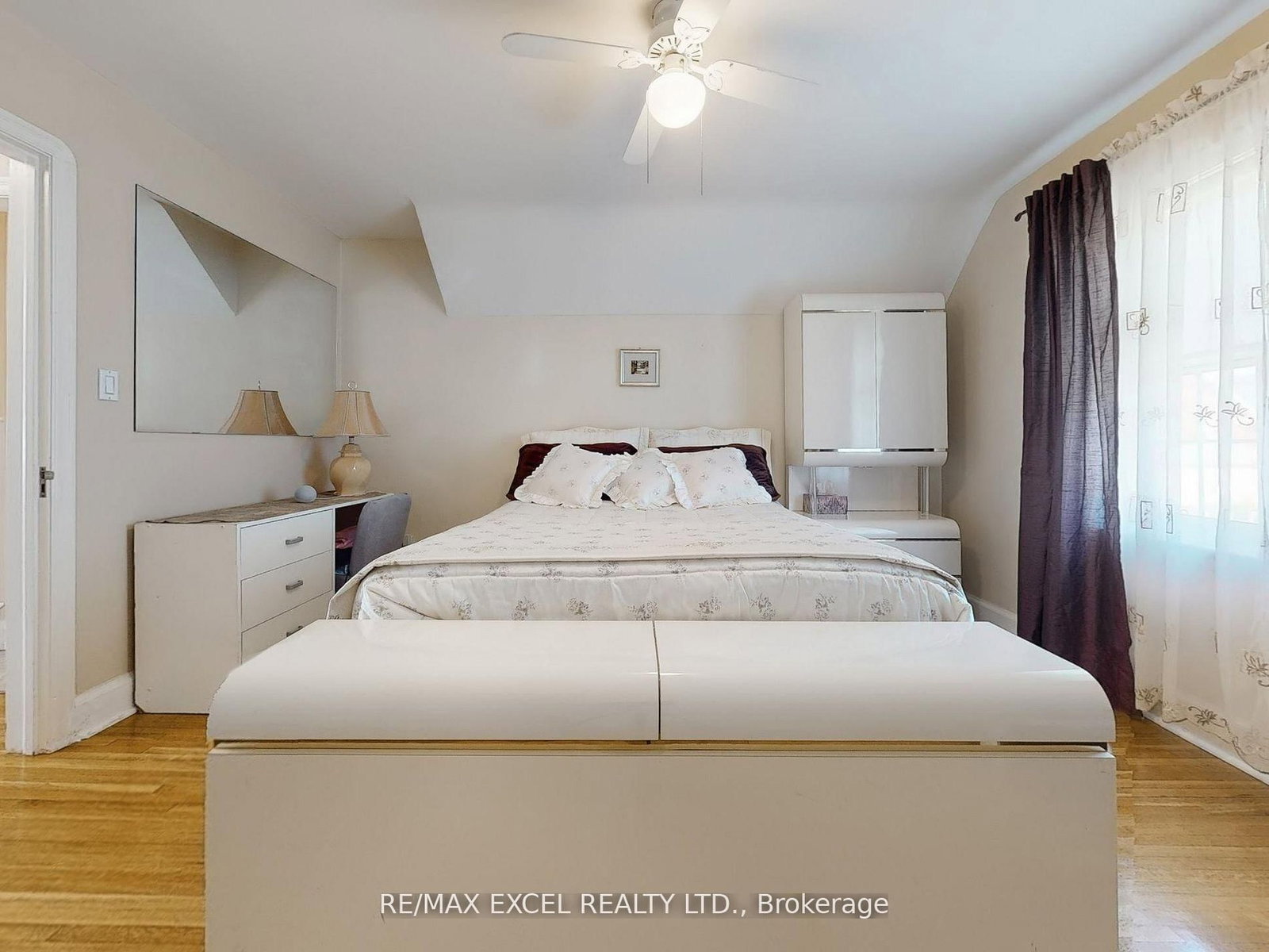 341 Richmond Street E - Photo 23