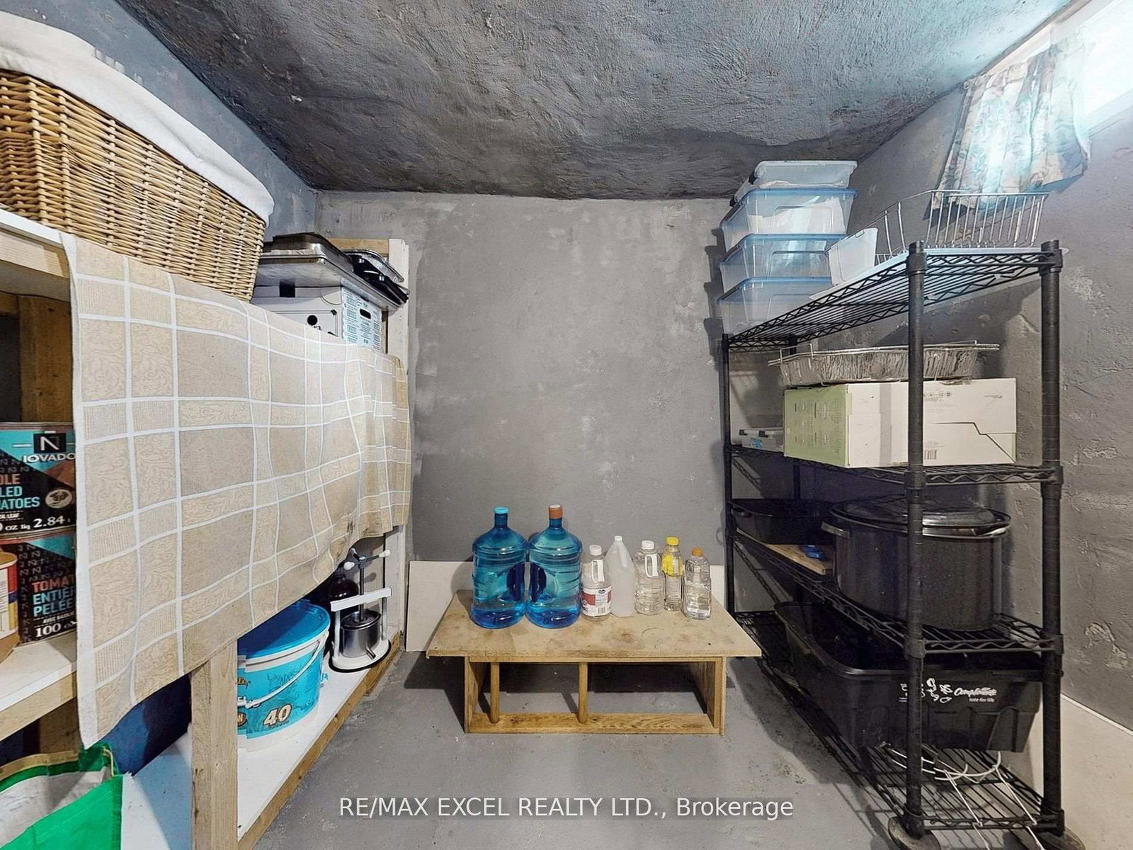 341 Richmond Street E - Photo 39