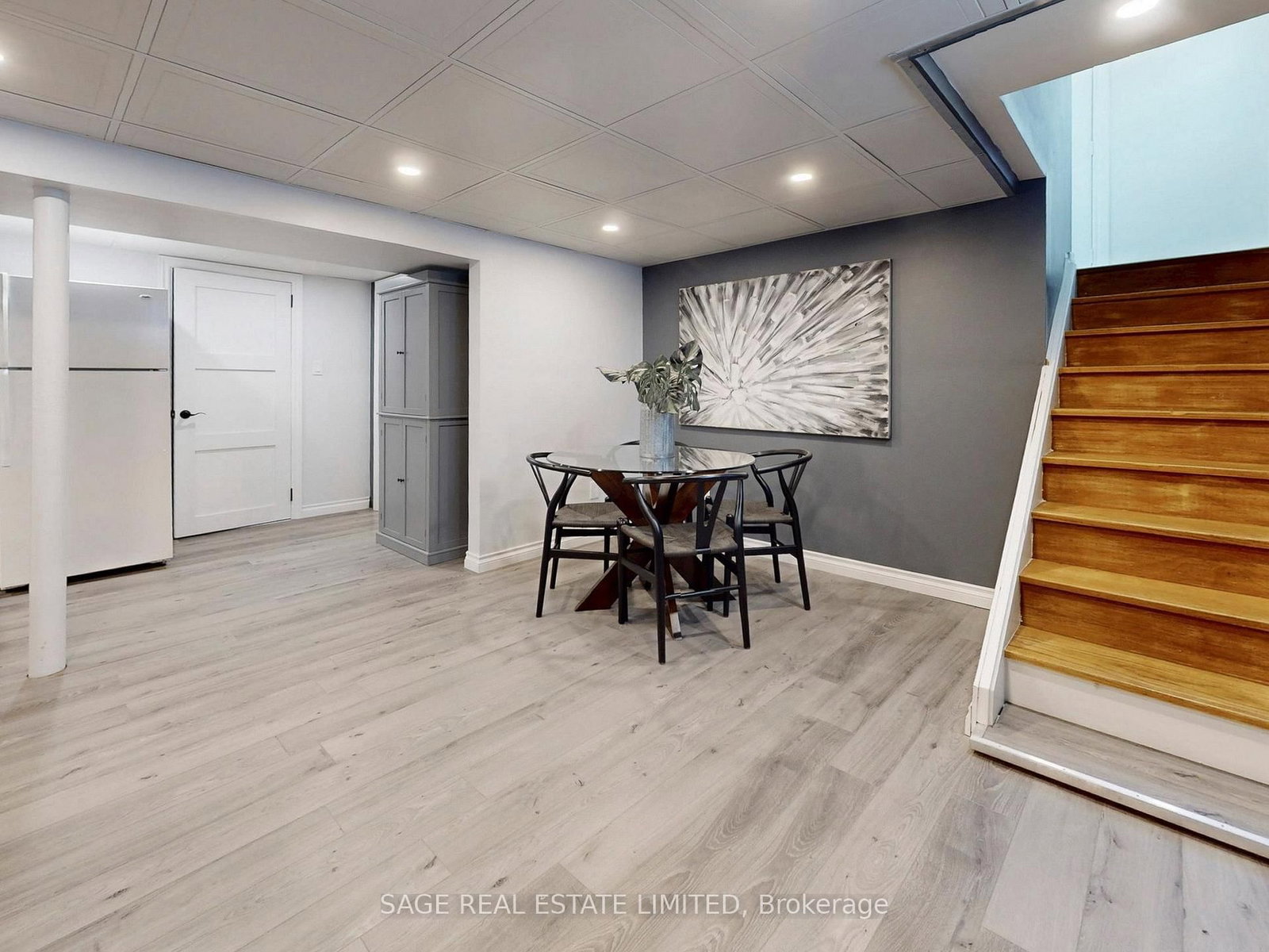 Detached House for sale at 8 Lombardy Crescent, Toronto, Ontario, M1K 4N8 - Kennedy Park - MLS: E12972072