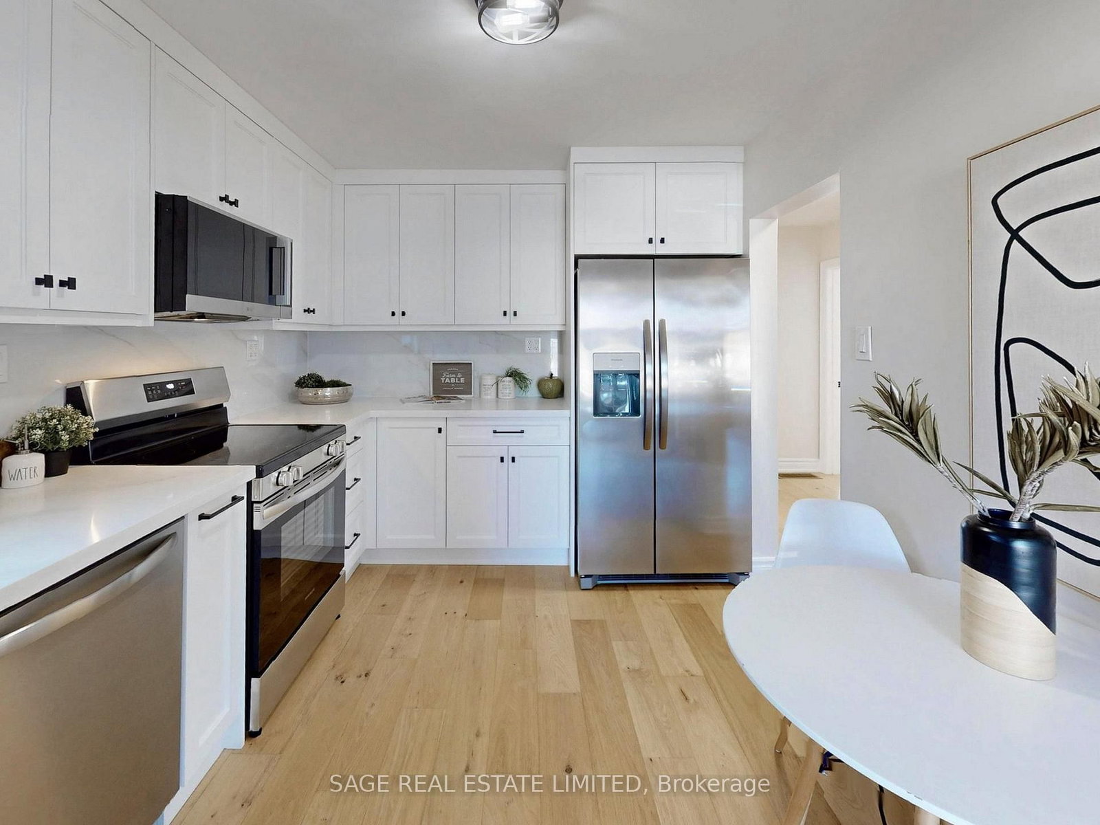 Detached House for sale at 8 Lombardy Crescent, Toronto, Ontario, M1K 4N8 - Kennedy Park - MLS: E12972072