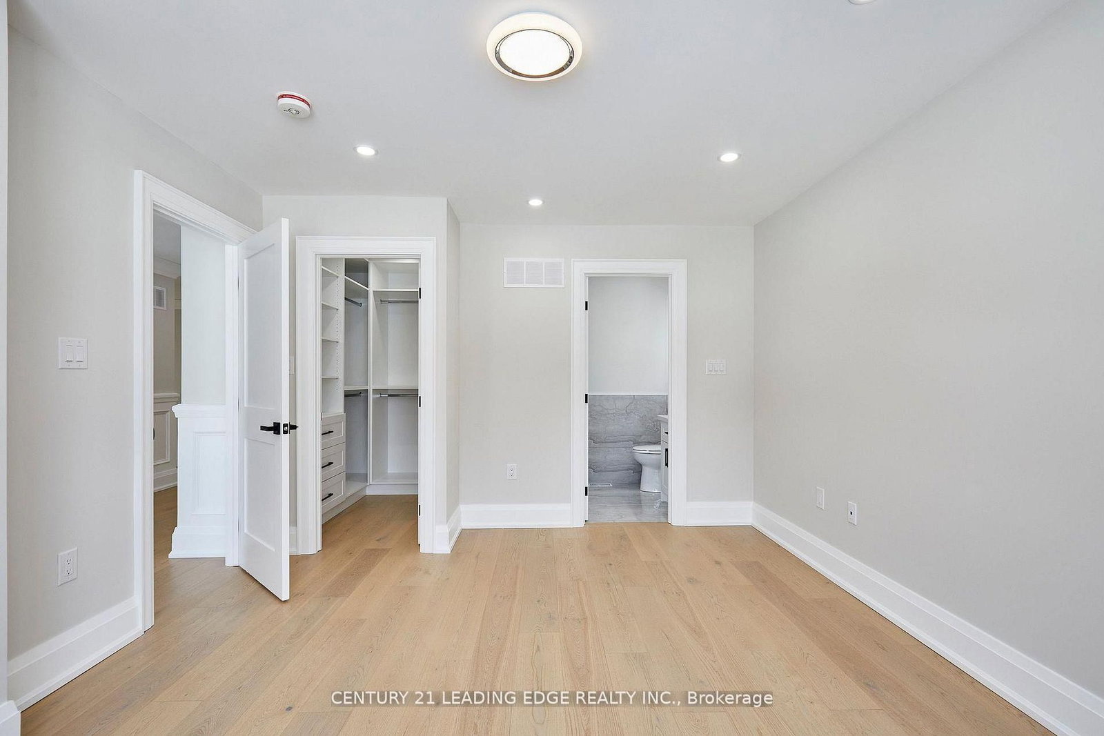 162 Harewood Avenue - Photo 30