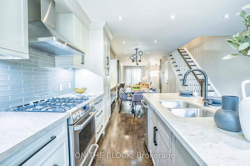 49 Leslie St, Toronto, M4M 3C3 | Image 2