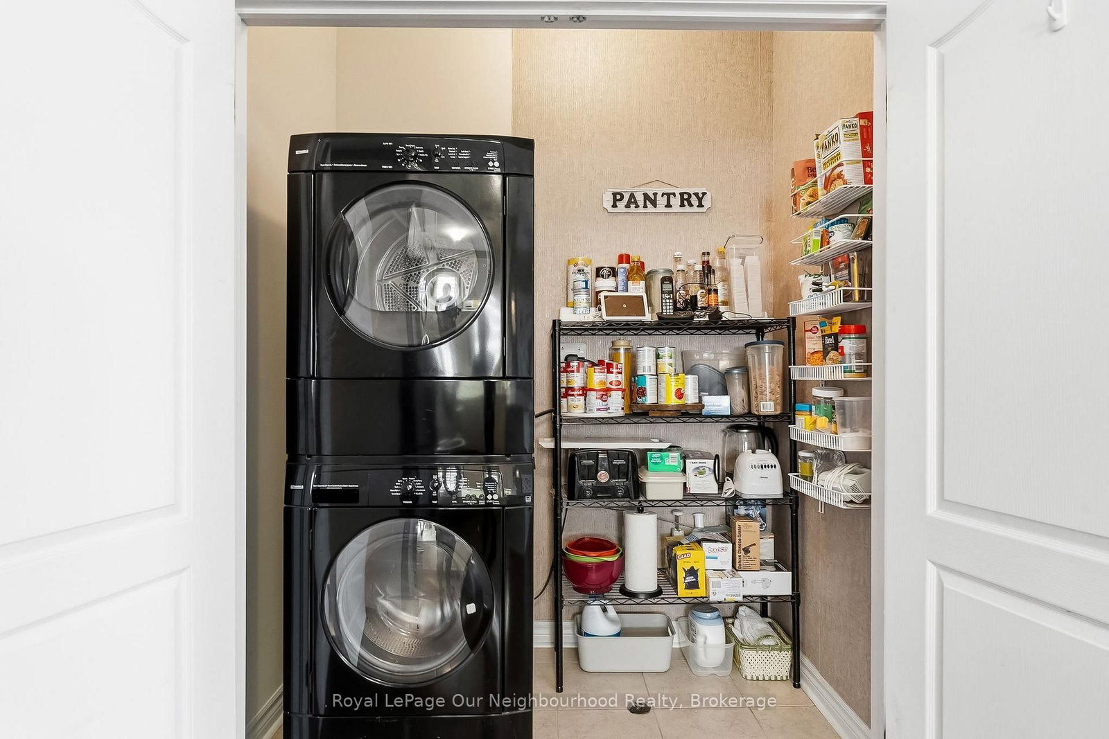 Detached House for sale at 36 Florence Drive, Whitby, Ontario, L1R 0K2 - Taunton North - MLS: E12972722