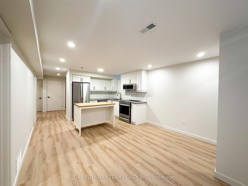 Bsmt - 813 Groveland Ave, Oshawa, L1K 0C3 | Image 2